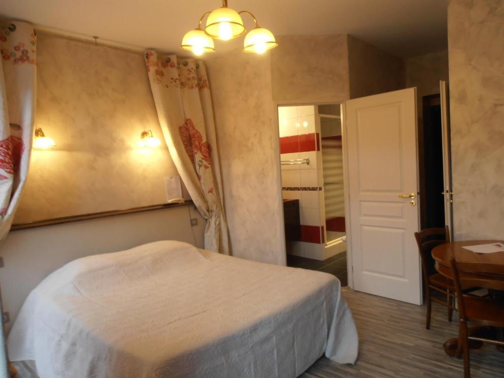 Hôtel Panoramic et des Bains Luz-Saint-Sauveur Chambre photo
